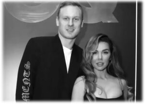Janis_Timma и Анна Седокова в сексуальном наряде привели всех в восторг