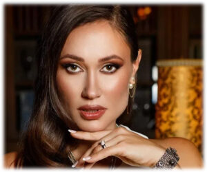 Елена Товсик